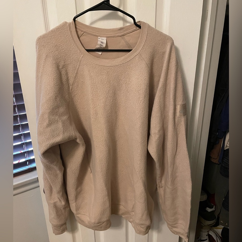 Alo Yoga Crewneck Seeater tan Mens XL